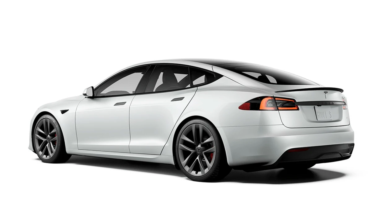 Tesla Model S Plaid rear