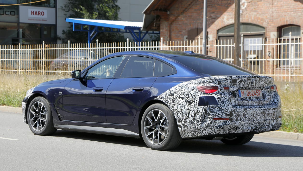 BMW i4 – rear