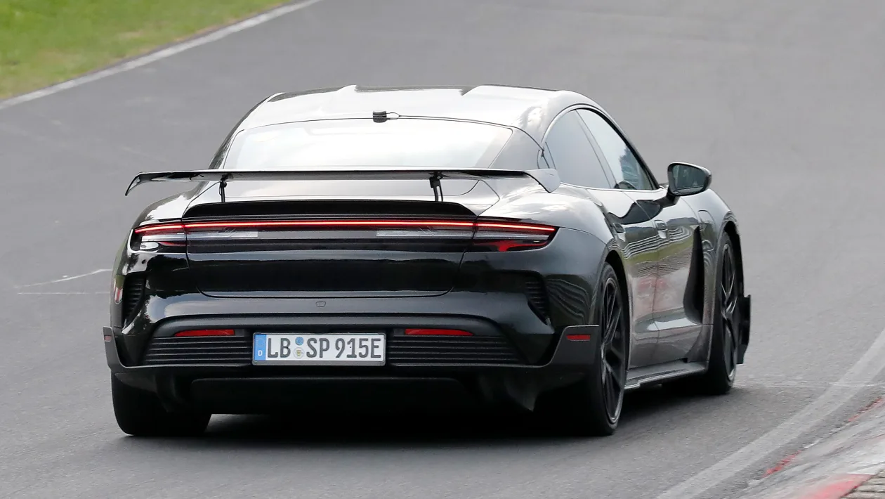 Porsche Taycan Turbo GT – rear