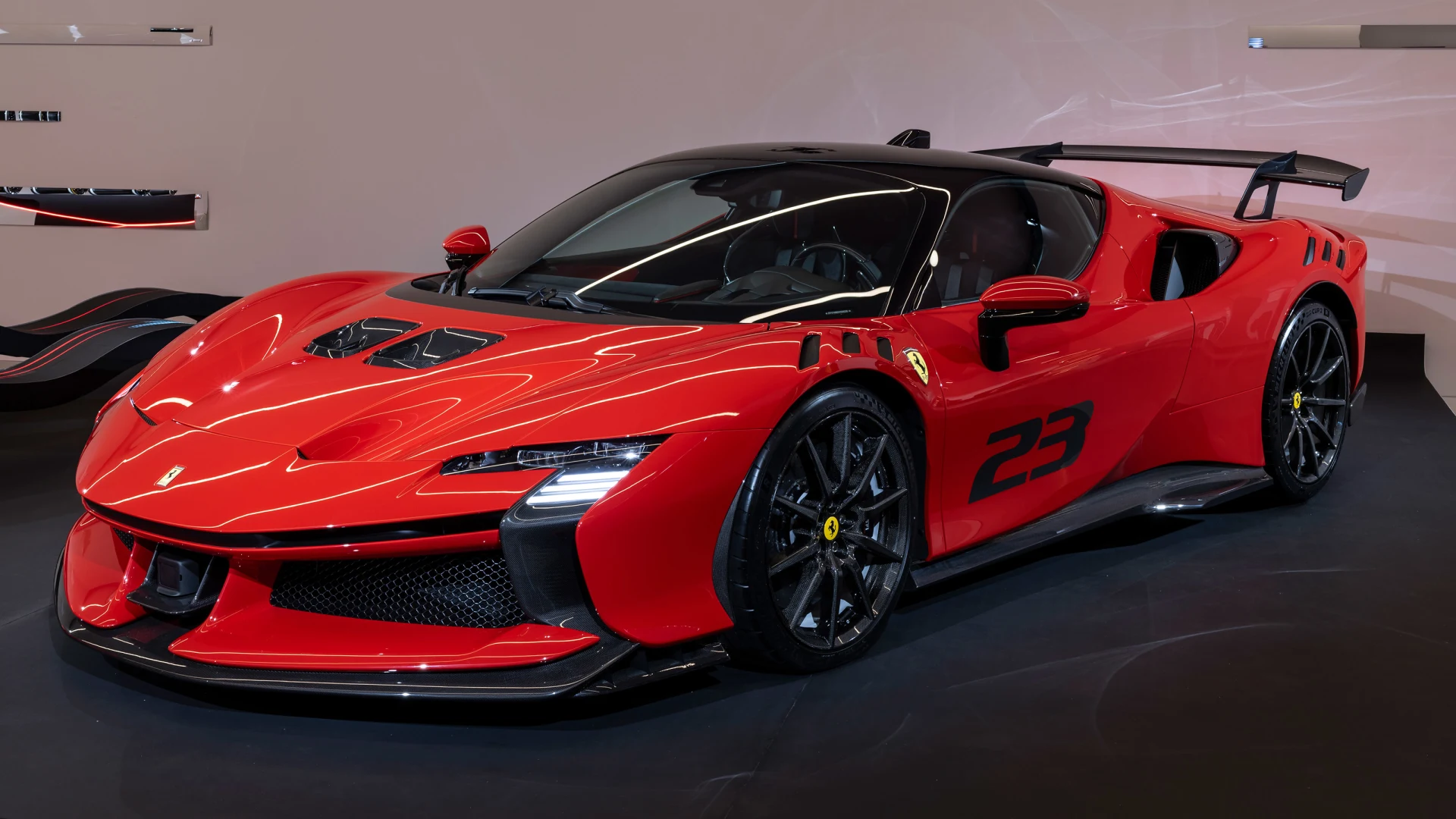 ستكون فيراري SF90 XX Stradale أسرع سيارة طريق في لفة فيورانو