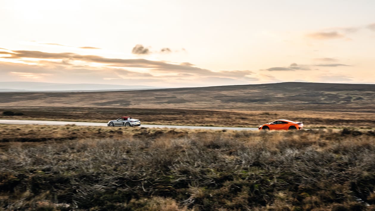 Honda NSX v Porsche 718 Spyder