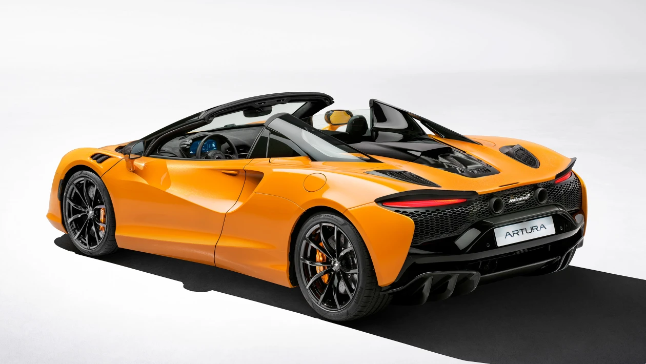 McLaren Artura Spider – rear